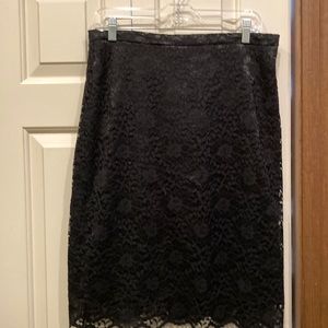black lace skirt pencil